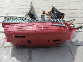 Fantástico barco pirata juguete.