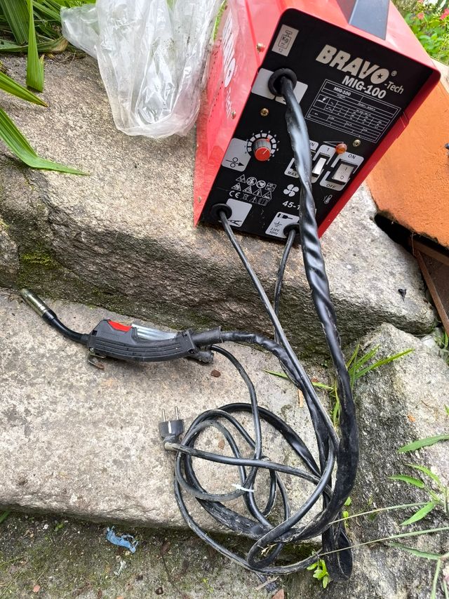 Soldadora Bravo -Tech MIG-100