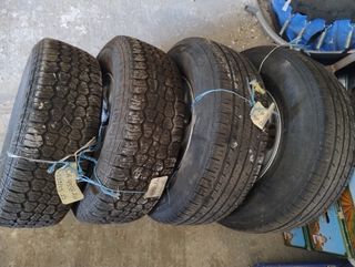 Neumáticos 4x4 - 4 unidades