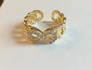 Anillo Infinito Dorado Ajustable