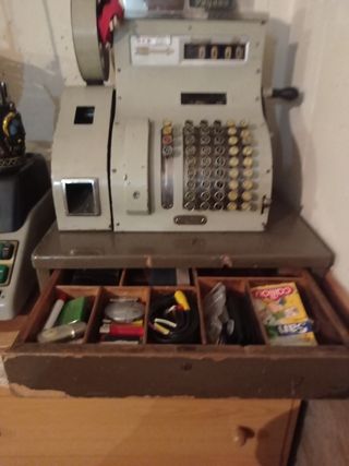 Máquina registradora antigua NCR