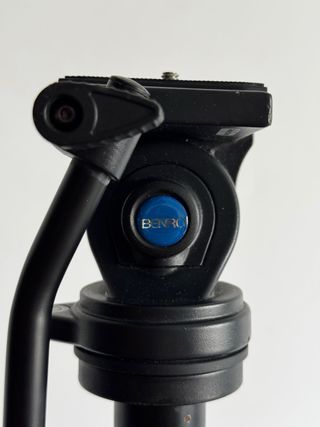 Monopie Benro Trípode + Cabeza fluida S2