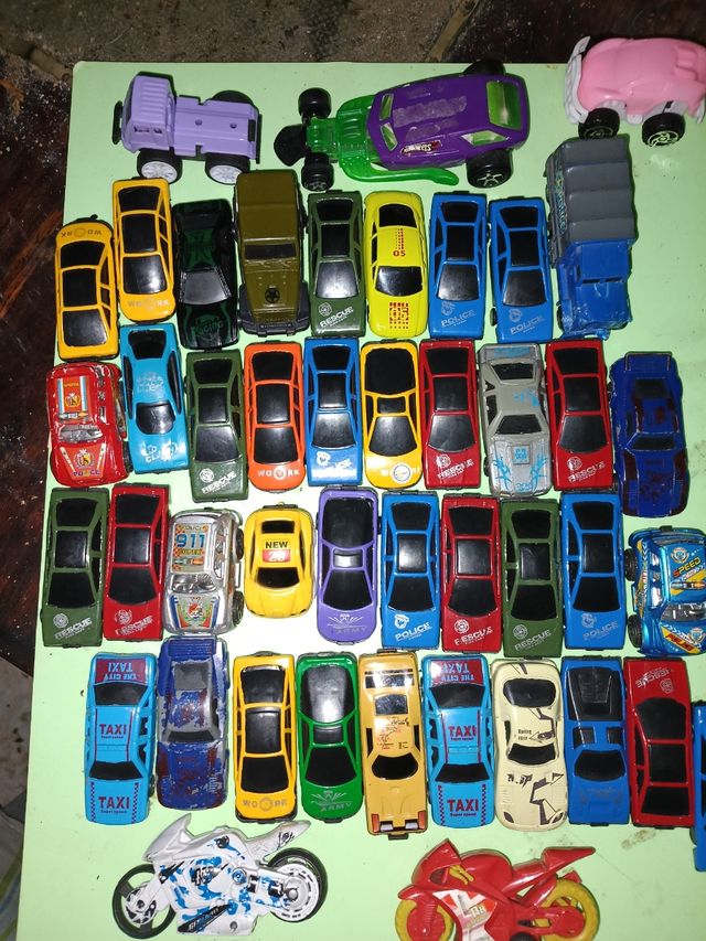 Colección de 38 coches y motos