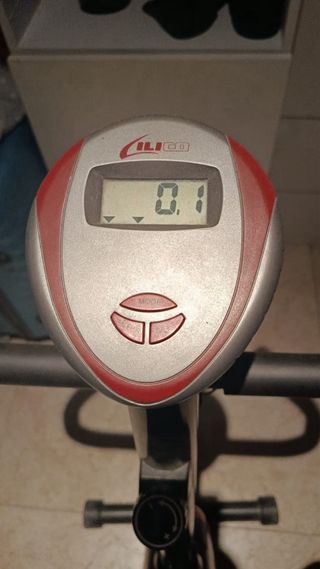 Bicicleta estática ejercicio