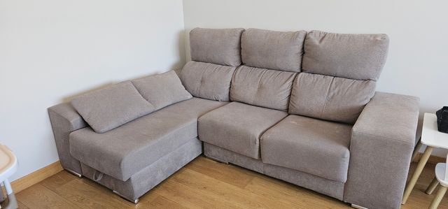 Sofá chaise longue gris