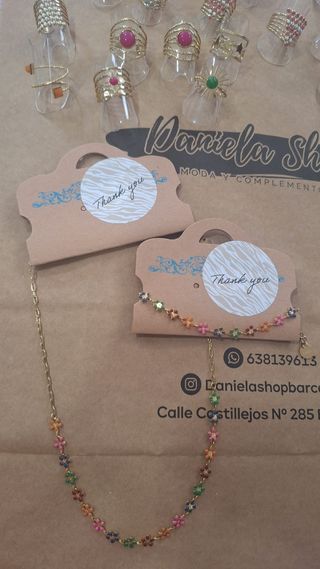 Collares bisutería
Anillos bisutería