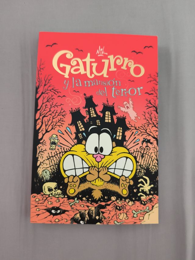 Libros juveniles de Gaturro (2, 3 y 4)