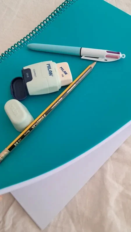 Pack básico material escolar