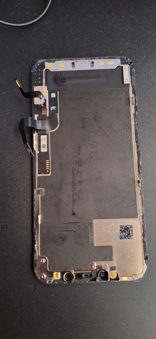 Pantalla iPhone 12 si daños