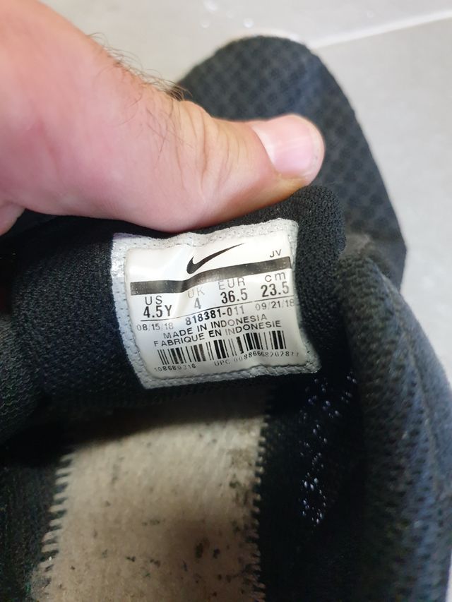 Zapatillas Nike negras 36,5