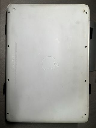 MacBook bianco metà 2010