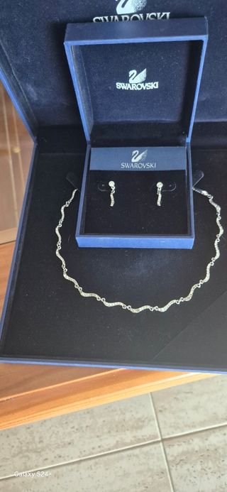 Conjunto Swarovski Plata - Collar y Pendientes