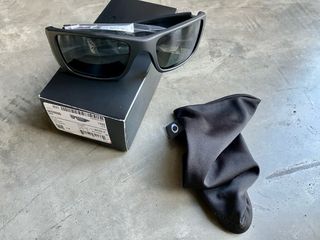 Gafas Sol OAKLEY Fuel Cell Grey Polarized