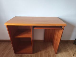 Mesa escritorio + Estante madera