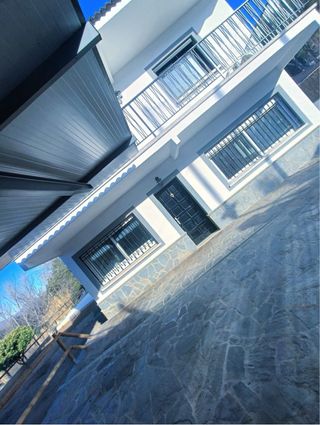 CASA EN BARCELONA - VENTA