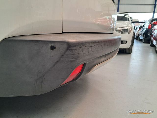 PEUGEOT 2008 1.6 HDI 92 CV ALLURE