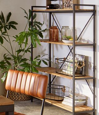 Cesta metálica asas cáñamo estilo industrial. 