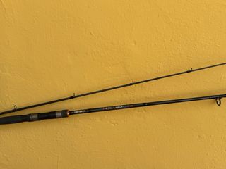 Caña  nomura NeverCrack 2,40m 30-60 g