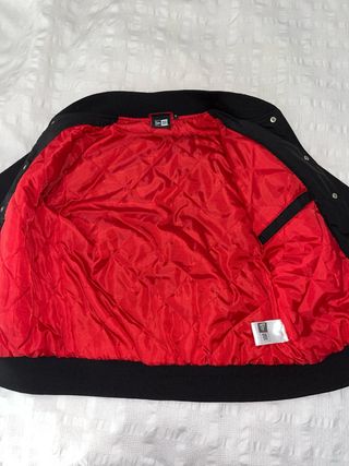 Chaqueta New Era Chicago Bulls