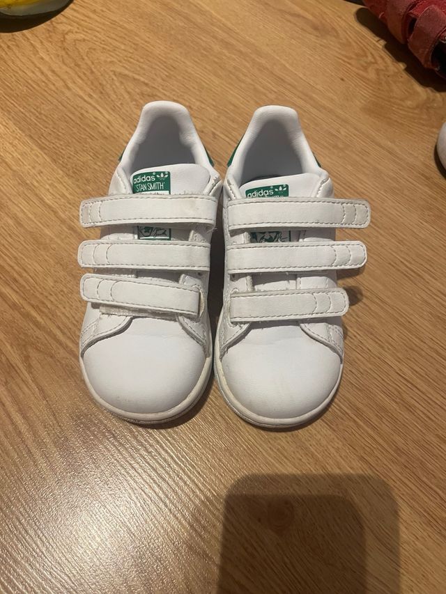 Zapatillas Adidas Stan Smith Niño/Niña talla 24