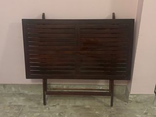 Mesa plegable de madera TEKA