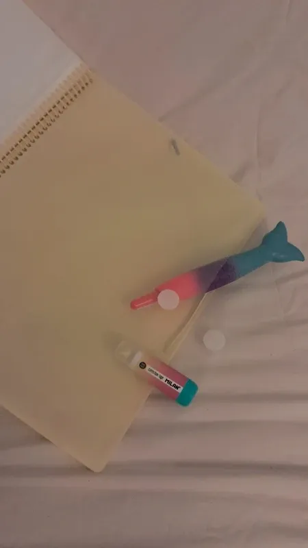 Pack papelería amarillo