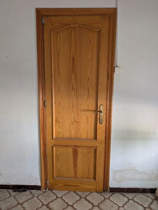 2 Puertas madera interior