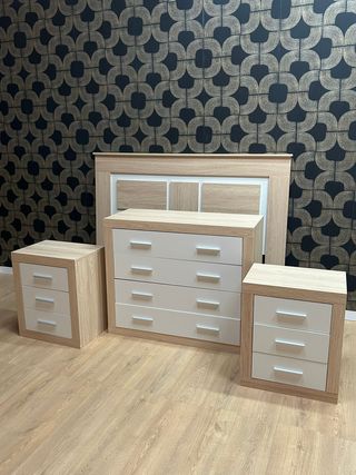 Dormitorio juvenil - Cabecero + 2 mesitas + cómoda