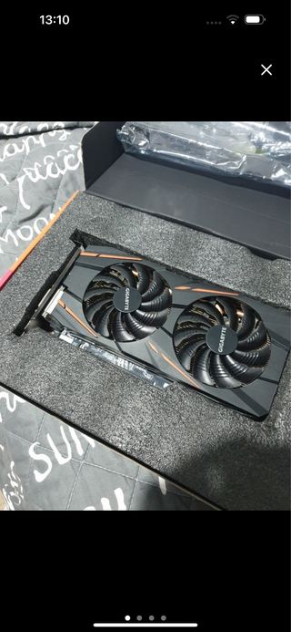 Tarjeta gráfica Gigabyte RX 580 4GB