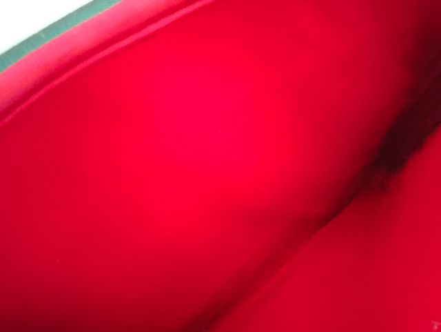 Funda portátil 15" - Tejido étnico en color cereza