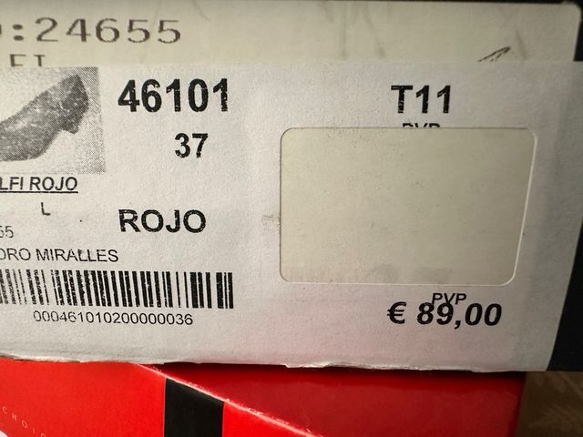 Zapatos rojos tacón Pedro Miralles