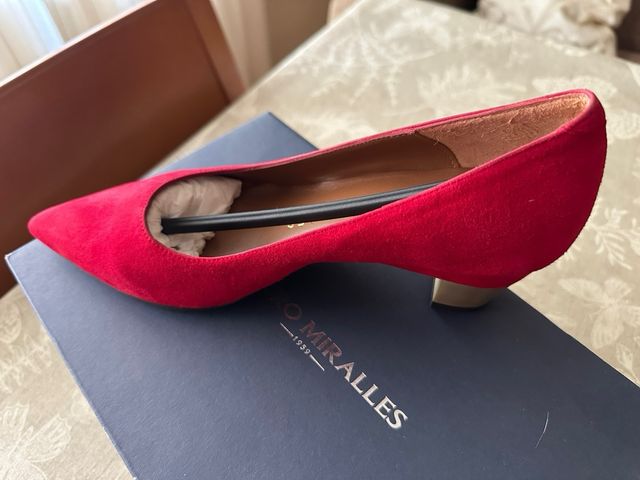 Zapatos rojos tacón Pedro Miralles