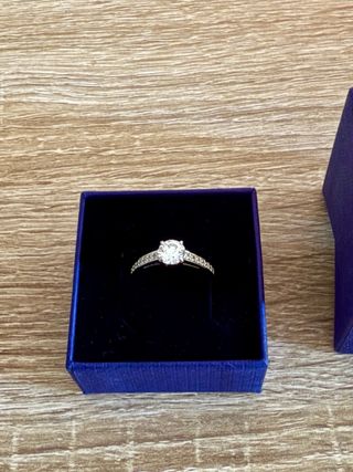 Anillo pedida Swarovski 