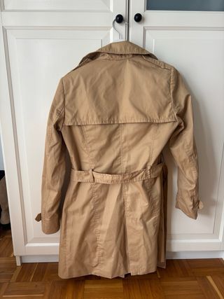 Gabardina beige Stradivarius