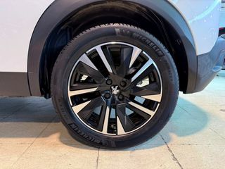 Peugeot 2008 GT Line Puretech 130 S&S BVM6