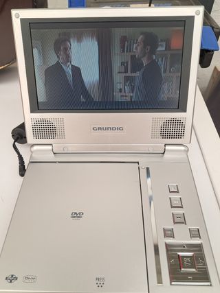 Reproductor DVD Portátil Grundig
