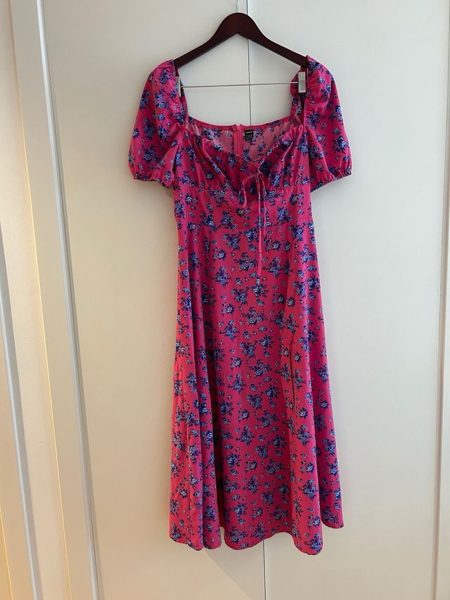 Vestido midi de manga corta talla L