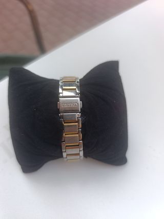 Reloj Seiko mujer dorado y plateado