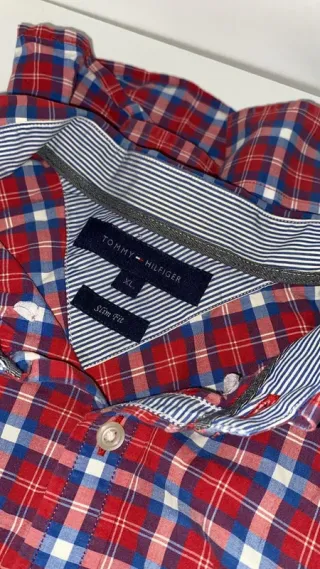 Camisa Tommy Hilfiger XL roja