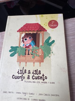 Isla a isla. Cuento a cuento: Historias para le...