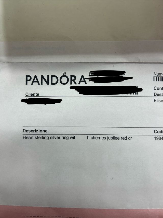 Anello Pandora cuore rosso