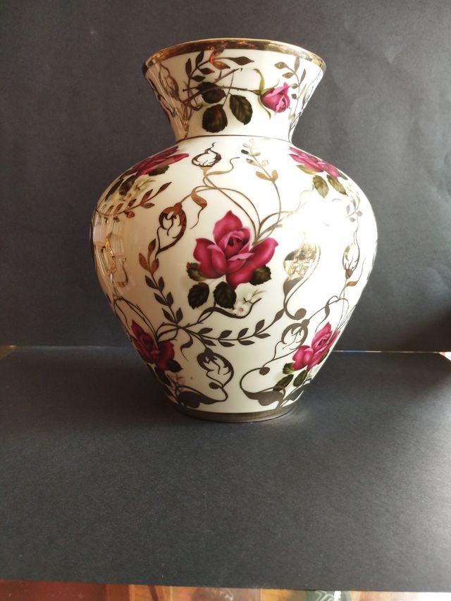 J.N. Barcelona florero bohemia