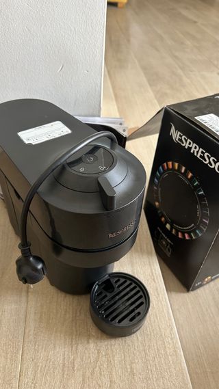 Cafetera Nespresso INISSIA