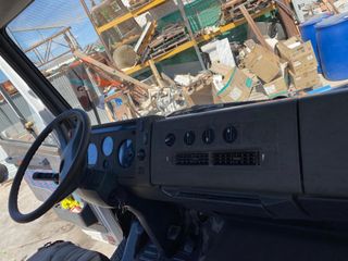 CAMIÓN GRÚA MERCEDES BENZ