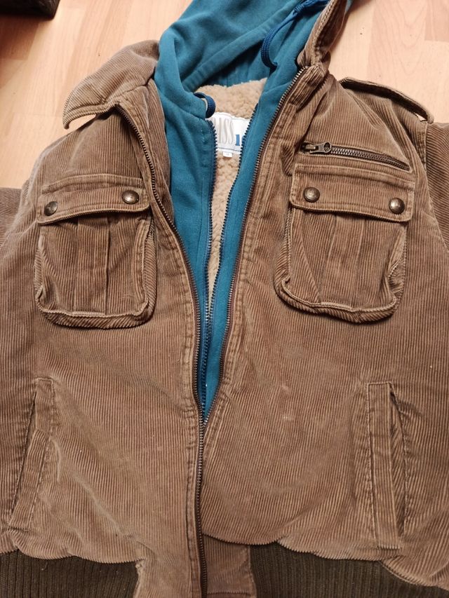 Cazadora pana marrón con capucha 12 años..