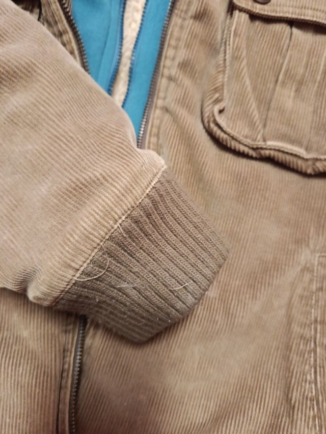 Cazadora pana marrón con capucha 12 años..