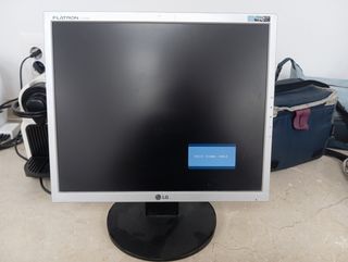 Monitor Flatron L1752S