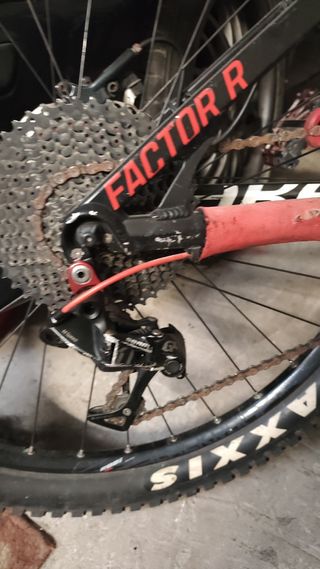 Bicicleta Enduro Mondraker