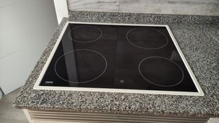 Horno vitrocerámica Zanussi