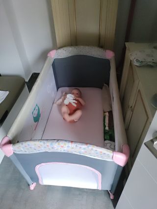 Cuna viaje Bebé Plegable, marca Lionelo